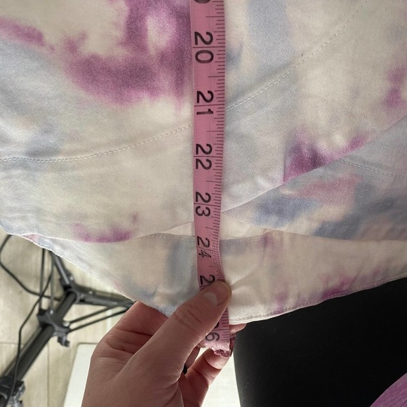 Anthropologie Kimmie White Pink Purple Tie-Dye Button Close Tulip Midi Skirt-12 - Picture 4 of 7